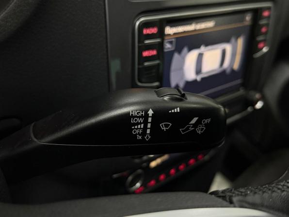 Volkswagen Polo V Рестайлинг с пробегом 2019 года, цена 1 450 000 рублей, 85777 км, седан, Автокод Объявления