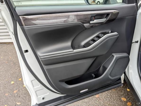 Toyota Highlander IV (XU70) с пробегом 2025 года, цена 5 200 000 рублей, 10252 км, внедорожник, Автокод Объявления