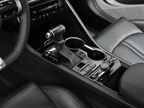 Kia K5 III с пробегом 2021 года, цена 2 449 000 рублей, 111000 км, седан, Автокод Объявления