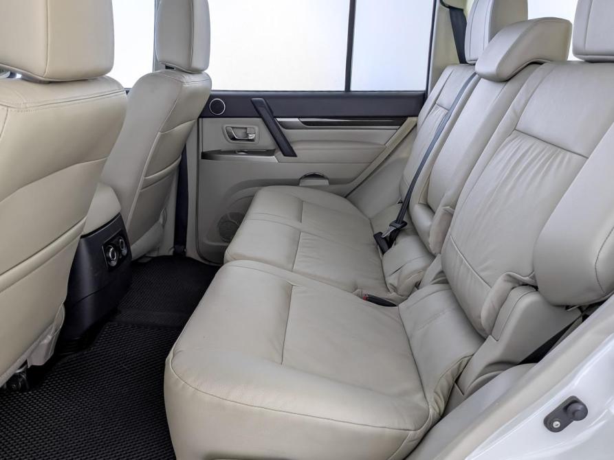 Mitsubishi Pajero IV Рестайлинг 2 Москва  - изображение 12