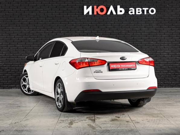 Kia Forte II с пробегом 2015 года, цена 1 080 000 рублей, 145491 км, седан, Автокод Объявления