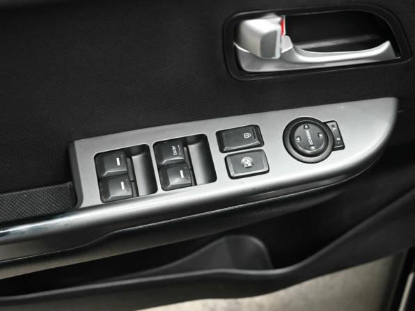 Kia Rio III Рестайлинг с пробегом 2016 года, цена 990 000 рублей, 121318 км, седан, Автокод Объявления