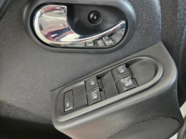 Renault Duster I Рестайлинг с пробегом 2016 года, цена 1 309 000 рублей, 115000 км, внедорожник, Автокод Объявления