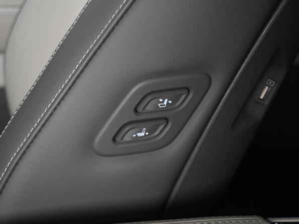Kia Carnival IV с пробегом 2022 года, цена 4 899 000 рублей, 52529 км, минивэн, Автокод Объявления