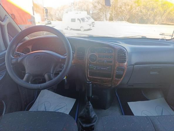 Hyundai Starex I Рестайлинг с пробегом 2001 года, цена 650 000 рублей, 283909 км, минивэн, Автокод Объявления