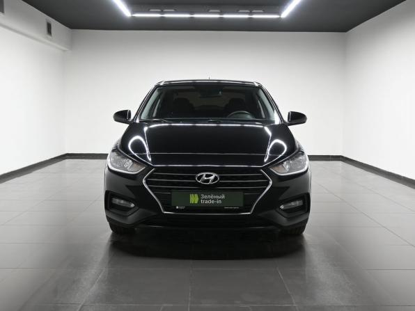 Hyundai Solaris II с пробегом 2018 года, цена 1 240 000 рублей, 109495 км, седан, Автокод Объявления