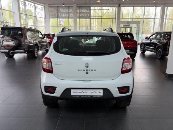 Renault Sandero II Рестайлинг с пробегом 2019 года, цена 1 118 000 рублей, 105072 км, хэтчбек, Автокод Объявления