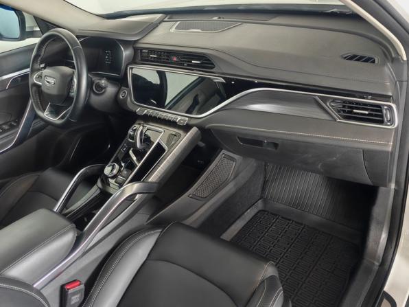 Geely Atlas Pro с пробегом 2022 года, цена 2 120 000 рублей, 38895 км, внедорожник, Автокод Объявления