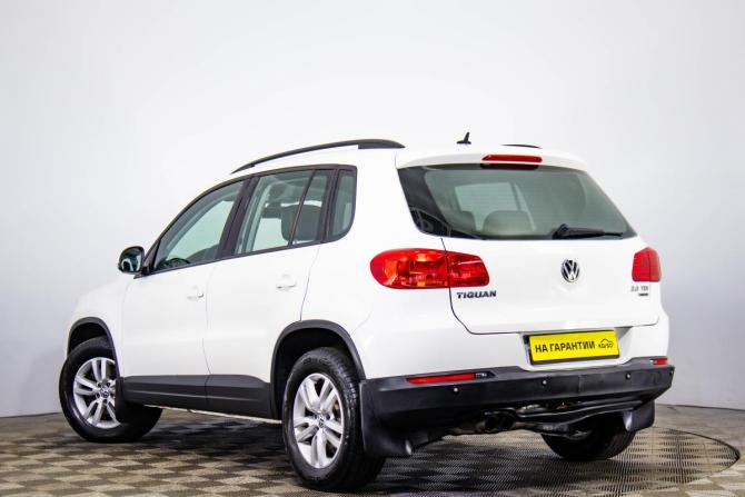 Volkswagen Tiguan I с пробегом 2011 года, цена 1 329 000 рублей, 290376 км, внедорожник, Автокод Объявления