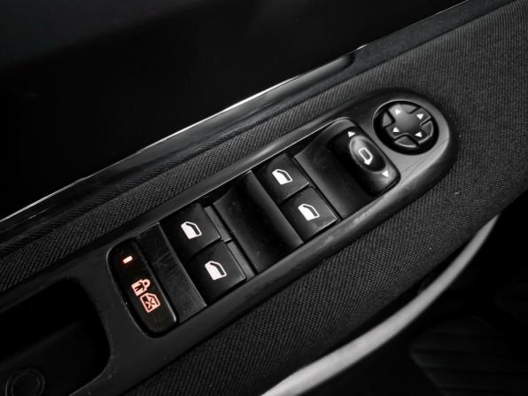 Peugeot 3008 I с пробегом 2012 года, цена 689 000 рублей, 206006 км, внедорожник, Автокод Объявления