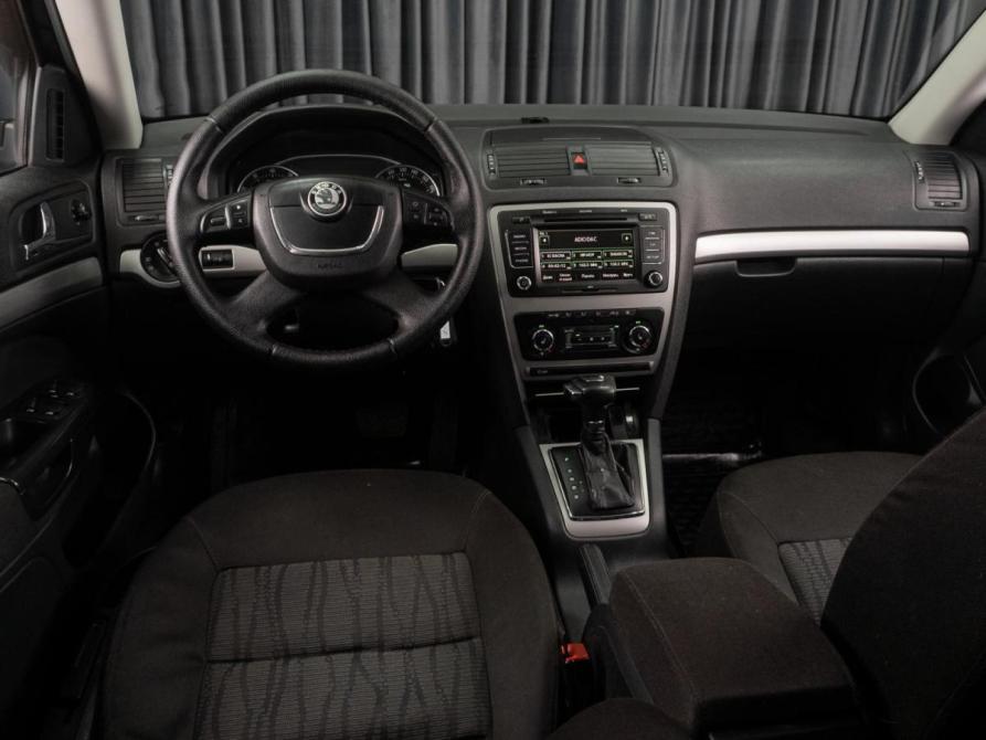 Skoda Octavia II (A5) Рестайлинг Тюмень  - изображение 6