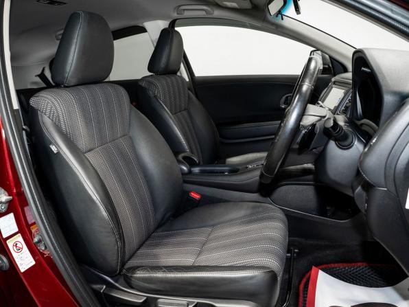 Honda Vezel I с пробегом 2014 года, цена 1 560 000 рублей, 80890 км, внедорожник, Автокод Объявления