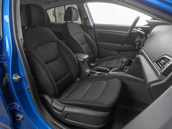 Hyundai Elantra VI (AD) с пробегом 2017 года, цена 1 299 000 рублей, 197777 км, седан, Автокод Объявления