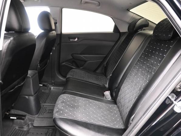 Hyundai Solaris II с пробегом 2019 года, цена 1 559 000 рублей, 103447 км, седан, Автокод Объявления