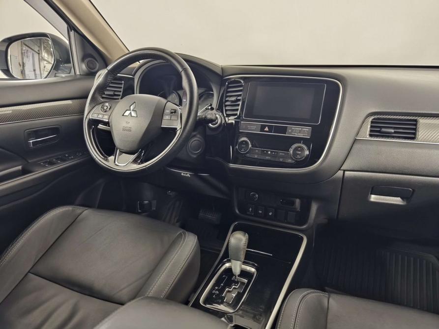 Mitsubishi Outlander III Рестайлинг 3 Санкт-Петербург  - изображение 11