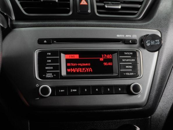 Kia Rio III Рестайлинг с пробегом 2017 года, цена 990 000 рублей, 172687 км, седан, Автокод Объявления