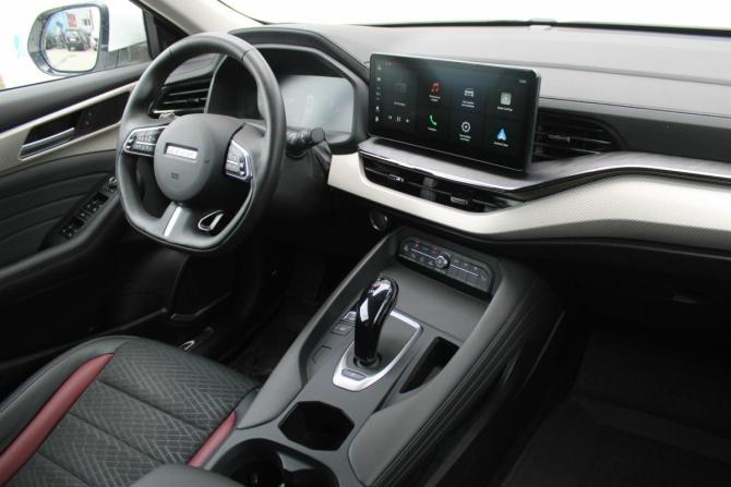 Haval F7 I Рестайлинг с пробегом 2023 года, цена 2 225 000 рублей, 10000 км, внедорожник, Автокод Объявления