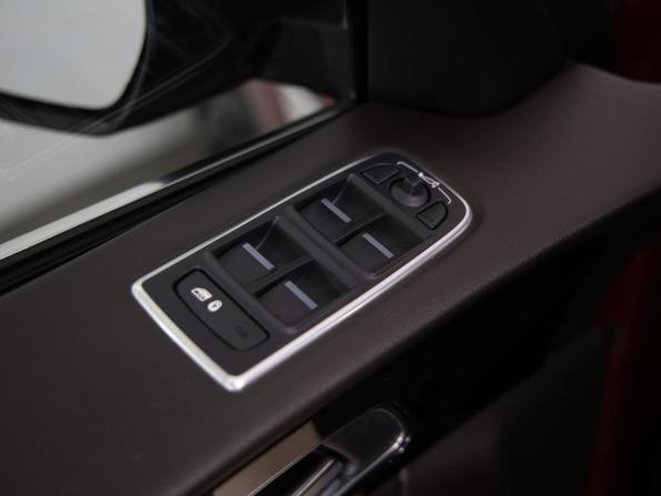 Jaguar F-Pace I с пробегом 2020 года, цена 2 499 000 рублей, 159031 км, внедорожник, Автокод Объявления