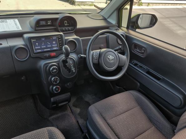 Toyota Spade с пробегом 2020 года, цена 1 199 000 рублей, 62851 км, минивэн, Автокод Объявления