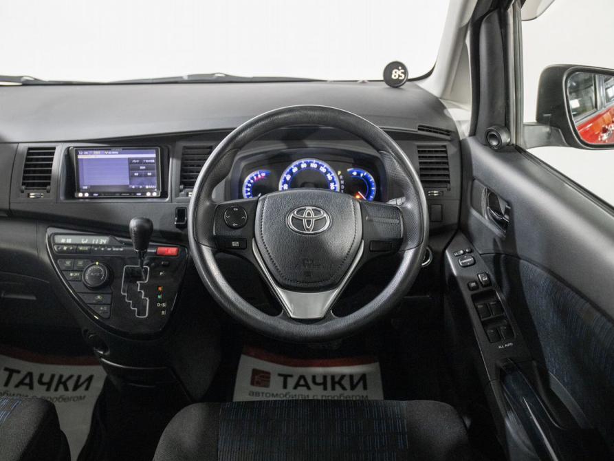 Toyota ISis I Рестайлинг Иркутск  - изображение 10
