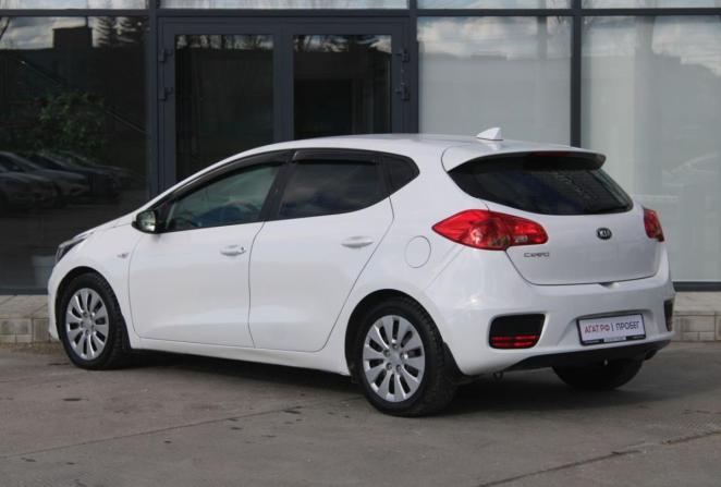 Kia Ceed II Рестайлинг с пробегом 2017 года, цена 1 205 000 рублей, 104757 км, хэтчбек, Автокод Объявления