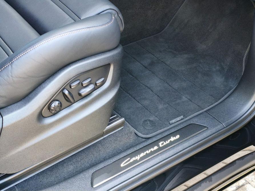 Porsche Cayenne III Рестайлинг Санкт-Петербург  - изображение 16