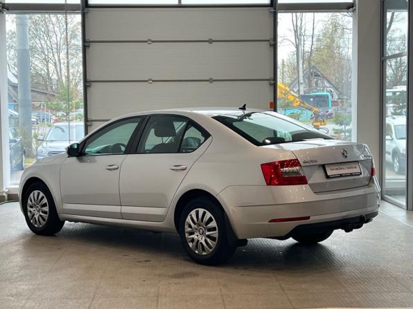 Skoda Octavia III (A7) Рестайлинг с пробегом 2017 года, цена 1 660 000 рублей, 146000 км, лифтбек, Автокод Объявления