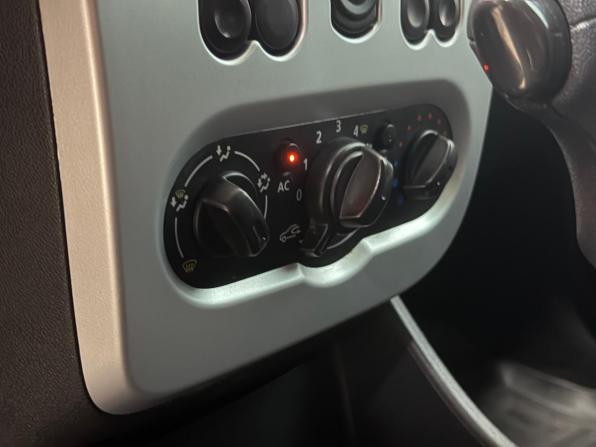 Renault Logan I Рестайлинг с пробегом 2013 года, цена 497 000 рублей, 189187 км, седан, Автокод Объявления