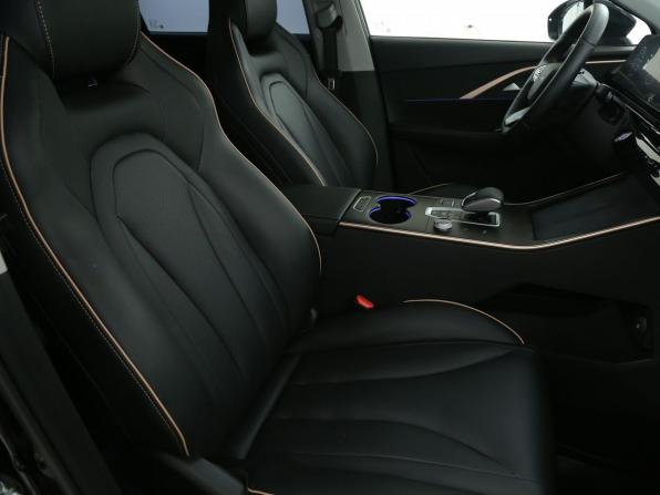 Omoda C5 I с пробегом 2023 года, цена 1 679 000 рублей, 27380 км, внедорожник, Автокод Объявления