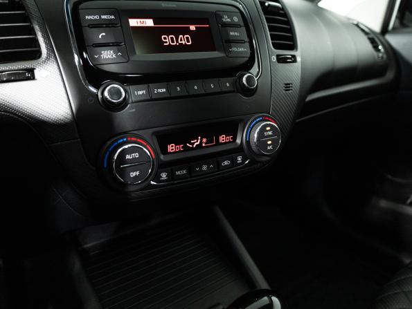 Kia Cerato III Рестайлинг (Classic) с пробегом 2018 года, цена 1 699 700 рублей, 88594 км, седан, Автокод Объявления
