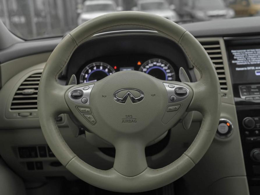 Infiniti QX70 Санкт-Петербург  - изображение 7