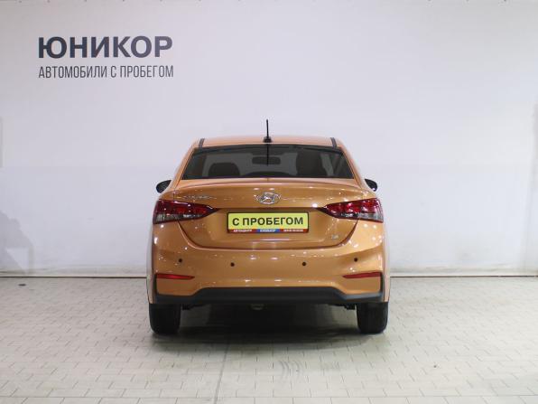 Hyundai Solaris II с пробегом 2017 года, цена 1 219 000 рублей, 113747 км, седан, Автокод Объявления