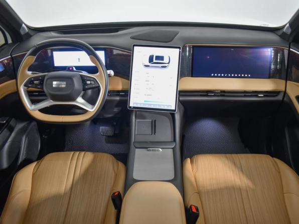 Geely Galaxy L7 с пробегом 2023 года, цена 2 646 270 рублей, 16140 км, внедорожник, Автокод Объявления