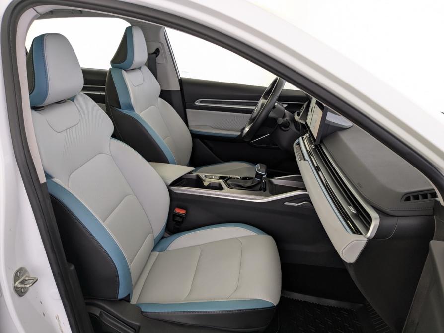 Geely Emgrand II Москва  - изображение 24