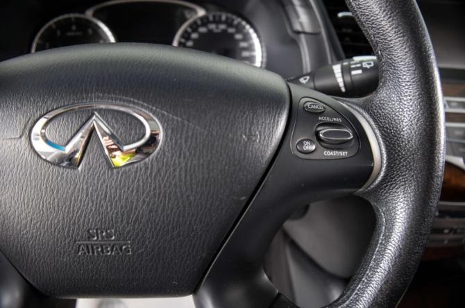 Infiniti JX с пробегом 2013 года, цена 1 649 000 рублей, 137245 км, внедорожник, Автокод Объявления
