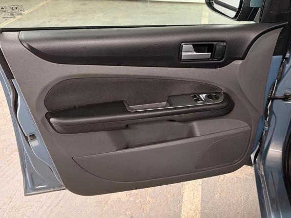 Ford Focus II Рестайлинг с пробегом 2010 года, цена 570 000 рублей, 215555 км, хэтчбек, Автокод Объявления