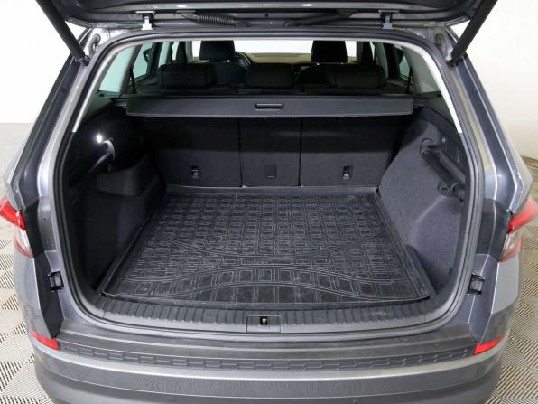 Skoda Kodiaq I с пробегом 2018 года, цена 2 190 000 рублей, 212389 км, внедорожник, Автокод Объявления