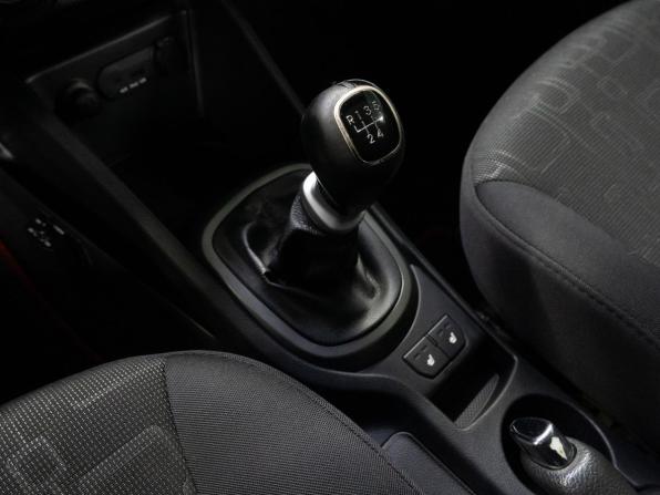 Kia Rio III с пробегом 2013 года, цена 850 000 рублей, 153189 км, хэтчбек, Автокод Объявления