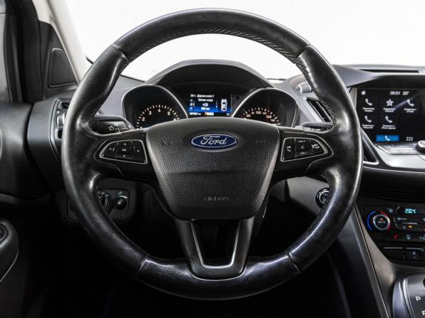 Ford Kuga II Рестайлинг с пробегом 2017 года, цена 1 839 000 рублей, 187457 км, внедорожник, Автокод Объявления