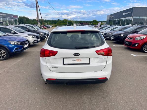 Kia Ceed II Рестайлинг с пробегом 2018 года, цена 811 000 рублей, 202298 км, универсал, Автокод Объявления