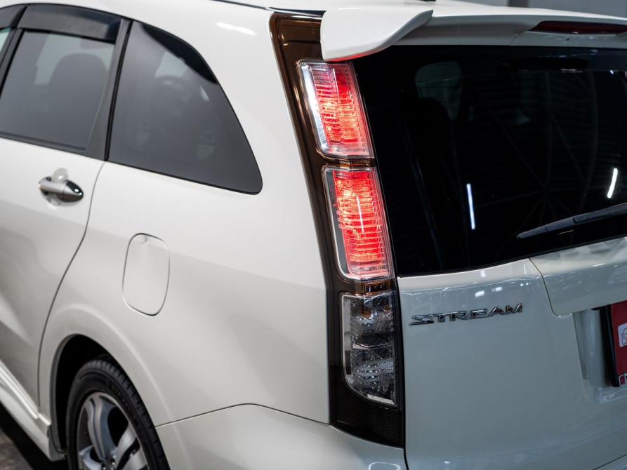 Honda Stream II Рестайлинг Чита  - изображение 17