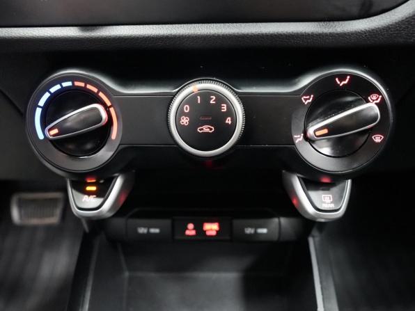 Kia Rio IV с пробегом 2020 года, цена 1 766 000 рублей, 56939 км, хэтчбек, Автокод Объявления