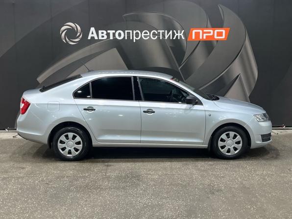 Skoda Rapid I с пробегом 2017 года, цена 1 060 000 рублей, 148871 км, лифтбек, Автокод Объявления