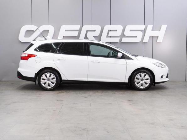 Ford Focus III с пробегом 2015 года, цена 718 070 рублей, 238043 км, универсал, Автокод Объявления