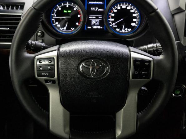 Toyota Land Cruiser Prado 150 Series Рестайлинг 2 с пробегом 2017 года, цена 4 350 000 рублей, 148760 км, внедорожник, Автокод Объявления