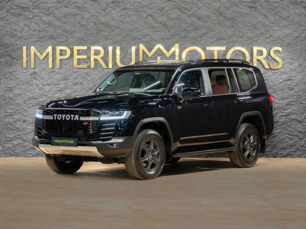 Новый Toyota Land Cruiser 300 Series 2025 года, цена 18 890 000 рублей, внедорожник, Автокод Объявления