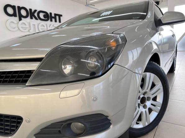 Opel Astra H Рестайлинг с пробегом 2010 года, цена 699 000 рублей, 198640 км, хэтчбек, Автокод Объявления