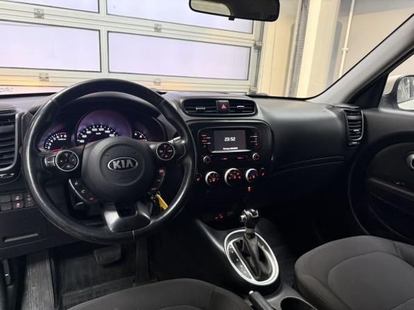 Kia Soul II Рестайлинг с пробегом 2017 года, цена 1 475 000 рублей, 123107 км, хэтчбек, Автокод Объявления