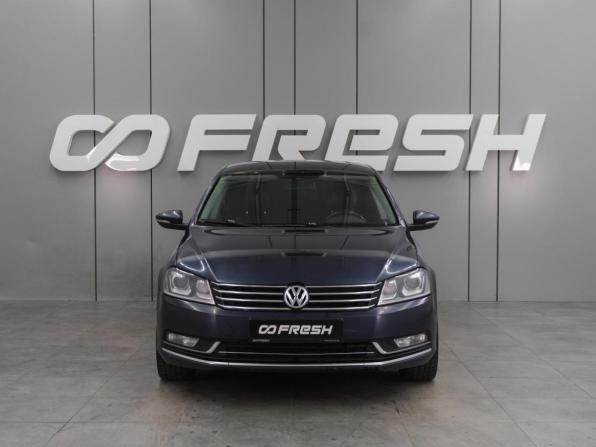 Volkswagen Passat B7 с пробегом 2013 года, цена 1 007 000 рублей, 337415 км, седан, Автокод Объявления