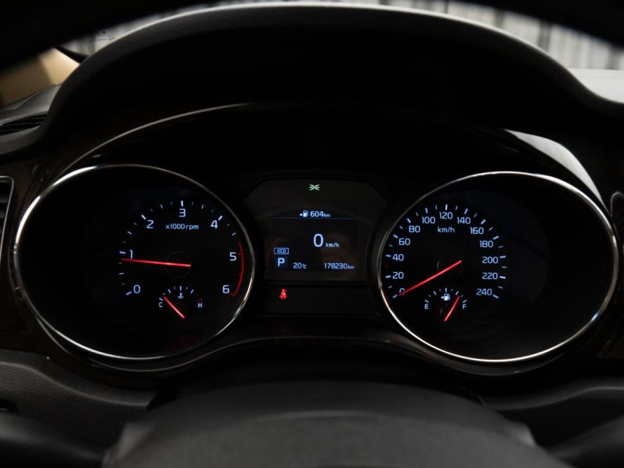Kia Carnival III Москва  - изображение 12